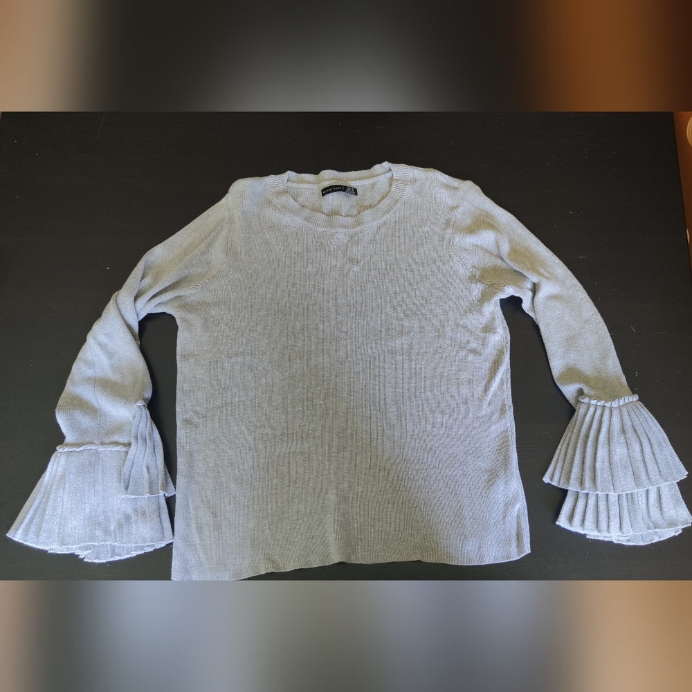 Balletcore🩰Ruffle Light Gray Sweater Black Tape